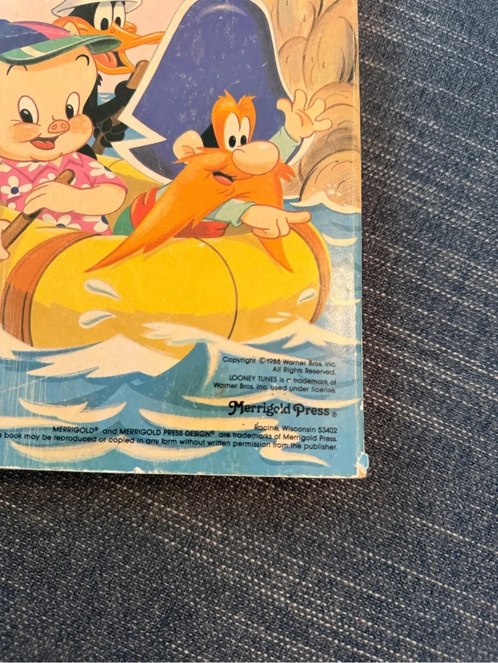 Vintage 1988 Looney Tunes Activity Book Bugs Bunny Daffy Porky Sam